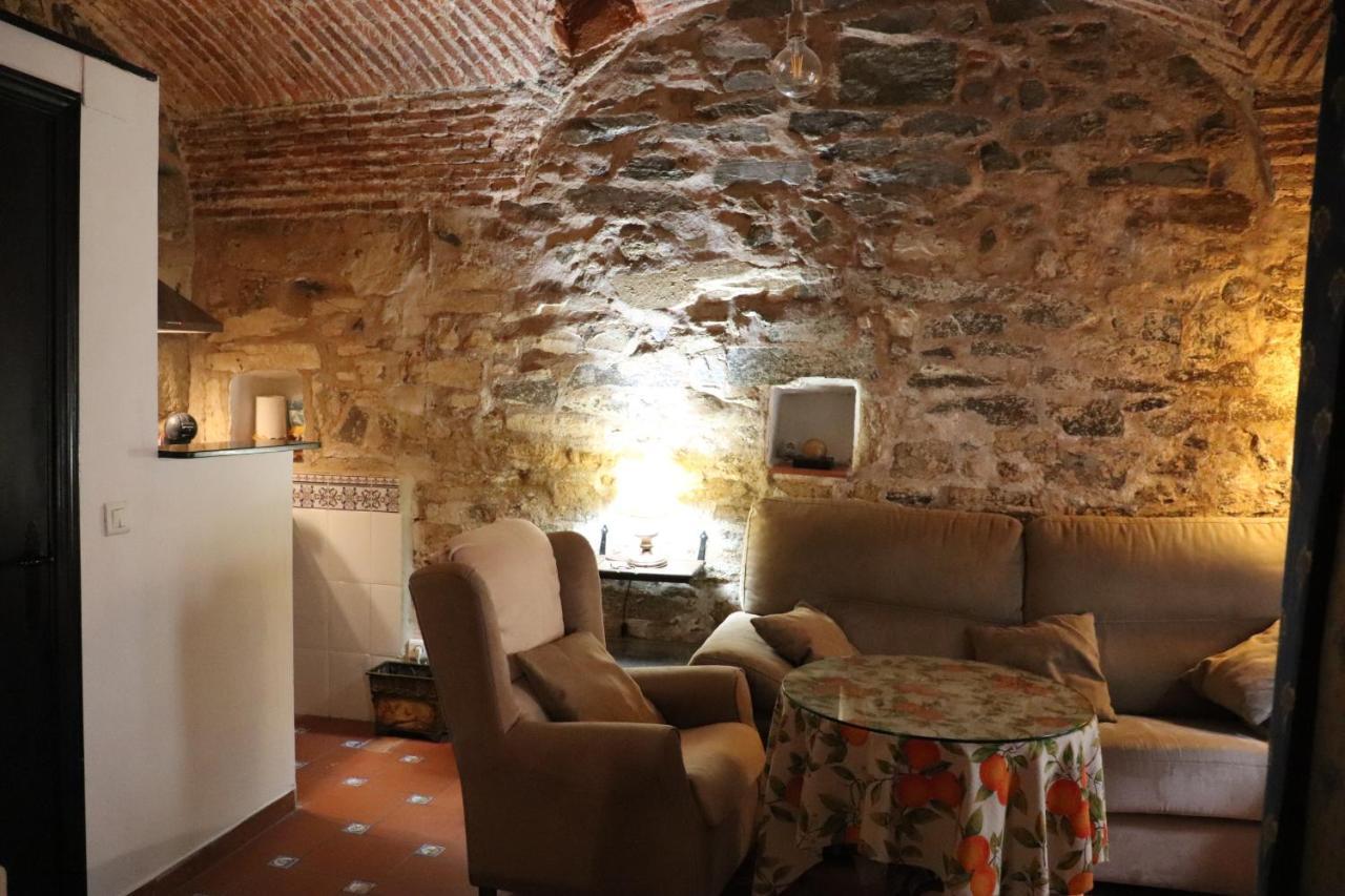 Apartamentos Las Buganvillas Caces المظهر الخارجي الصورة